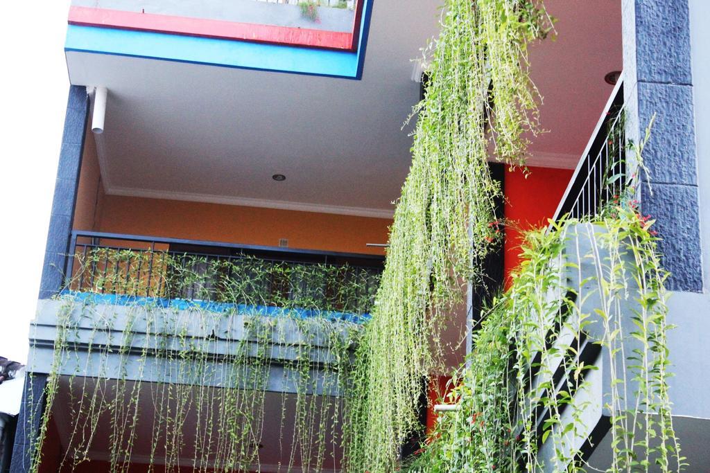 فندق Rena Segara House Kuta كوتا المظهر الخارجي الصورة