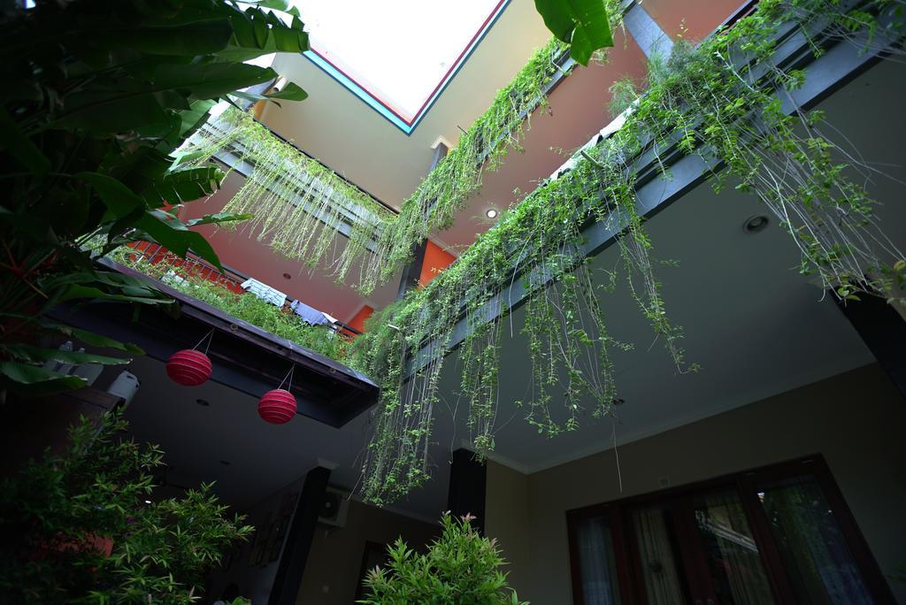 فندق Rena Segara House Kuta كوتا المظهر الخارجي الصورة